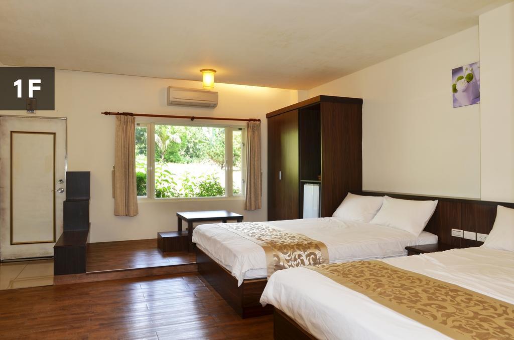 The Blue Lagoon B&B Fengbin Exterior photo